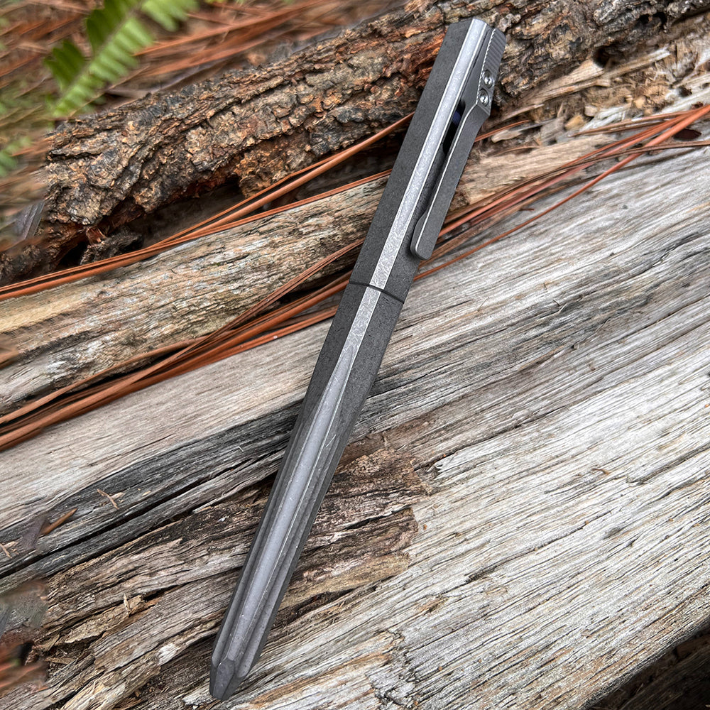X-MEN Geometric Titanium Alloy Multifunctional Self-Defense Pen