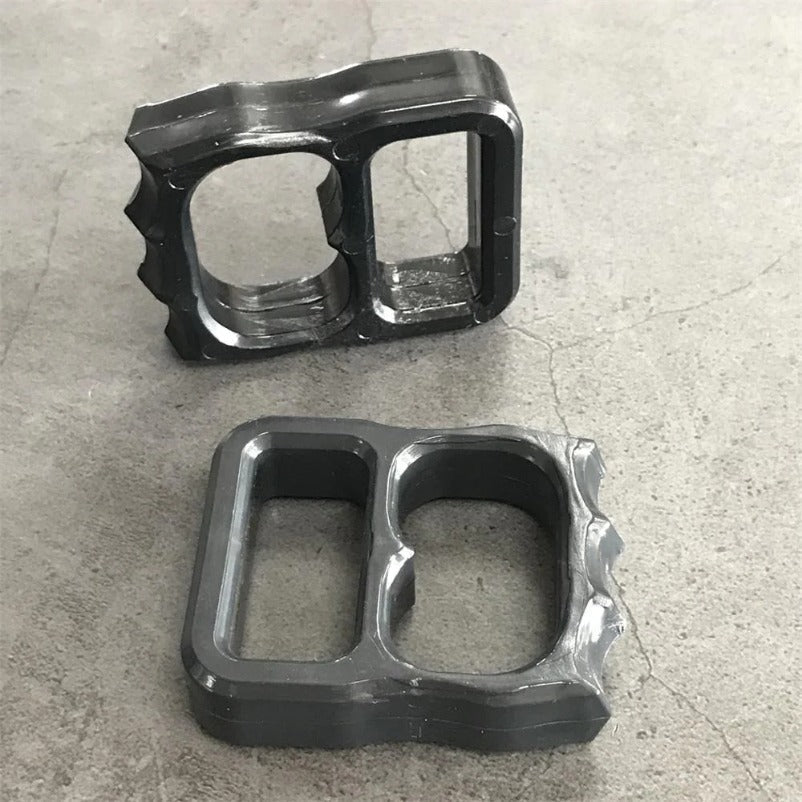 Tirapugni compatto a due dita per sicurezza all'aperto EDC