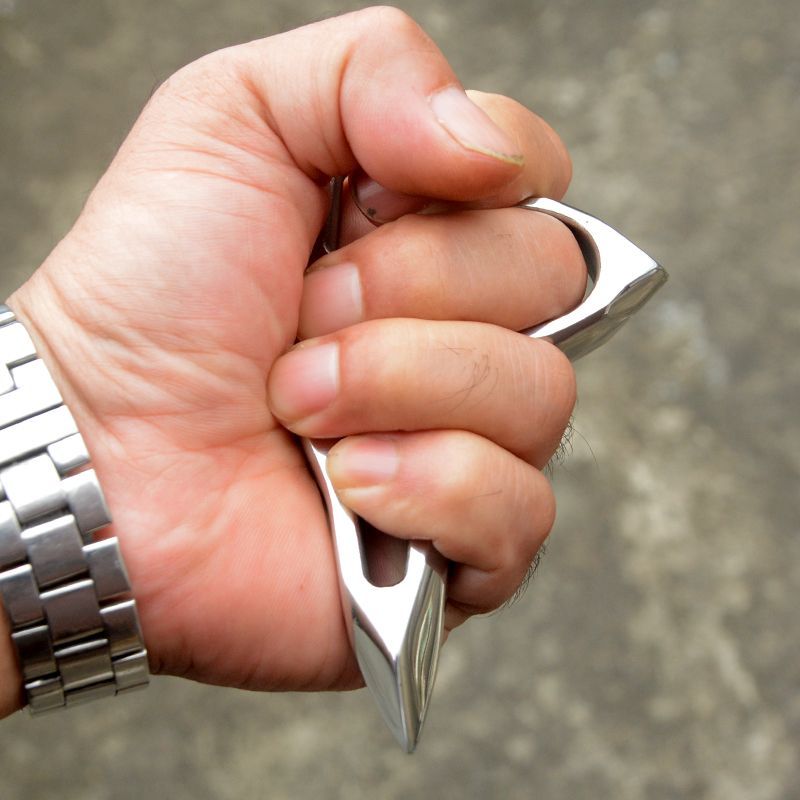 Denti di drago - Tirapugni in acciaio puro ispessito Difesa EDC