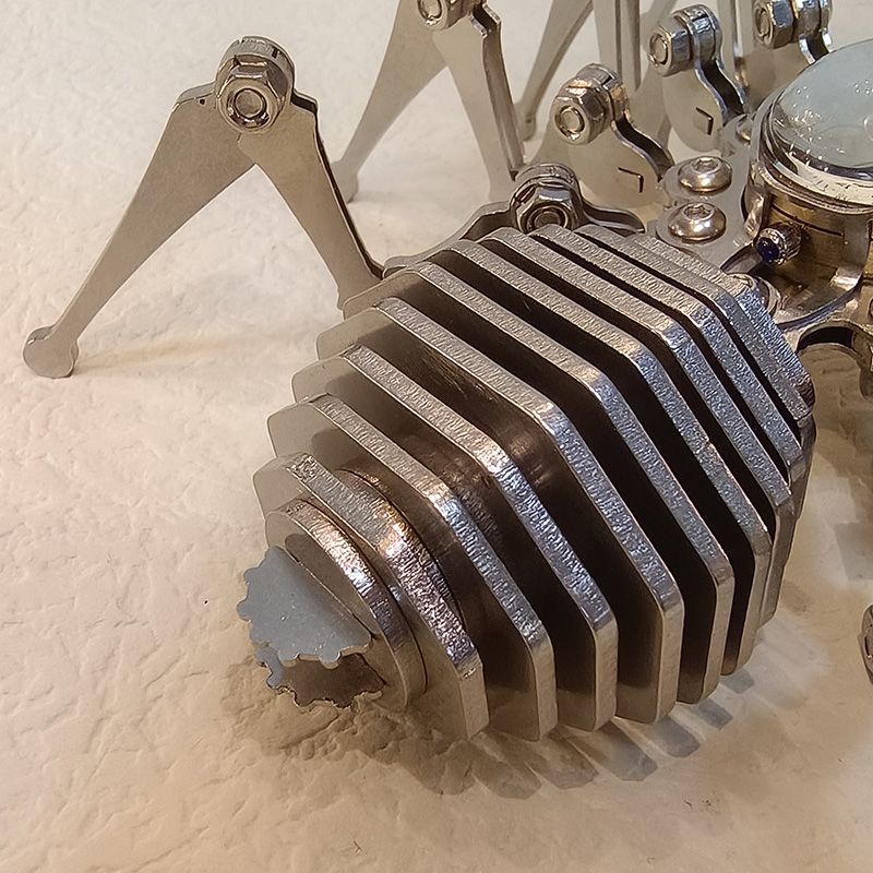 Orologio meccanico statico di precisione in acciaio inossidabile a forma di ragno