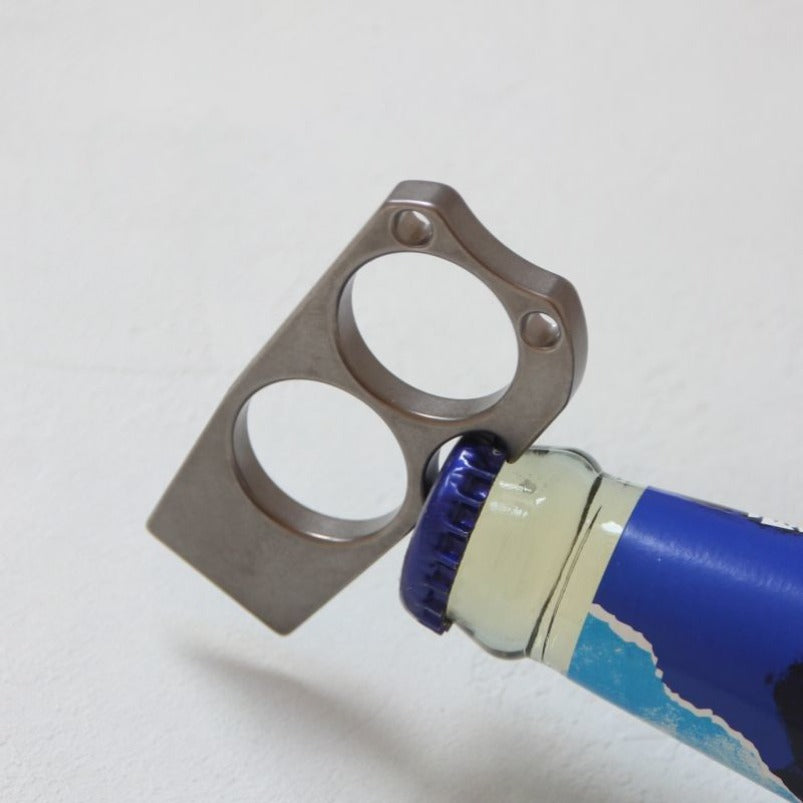 Mini Titanium Two Finger Knuckle Wrecking Bar Bottle Opener EDC