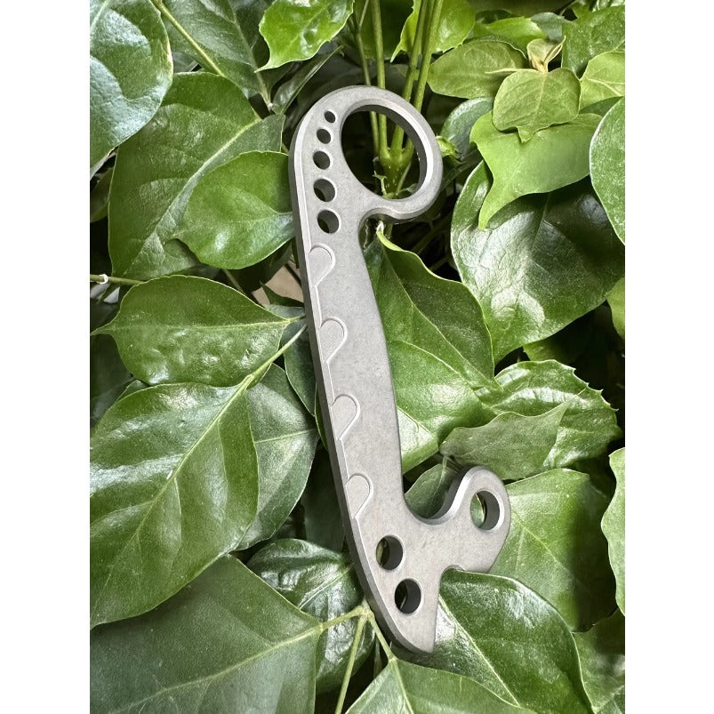 Titan Grip Self-Defense Broken Window Multi-Tool