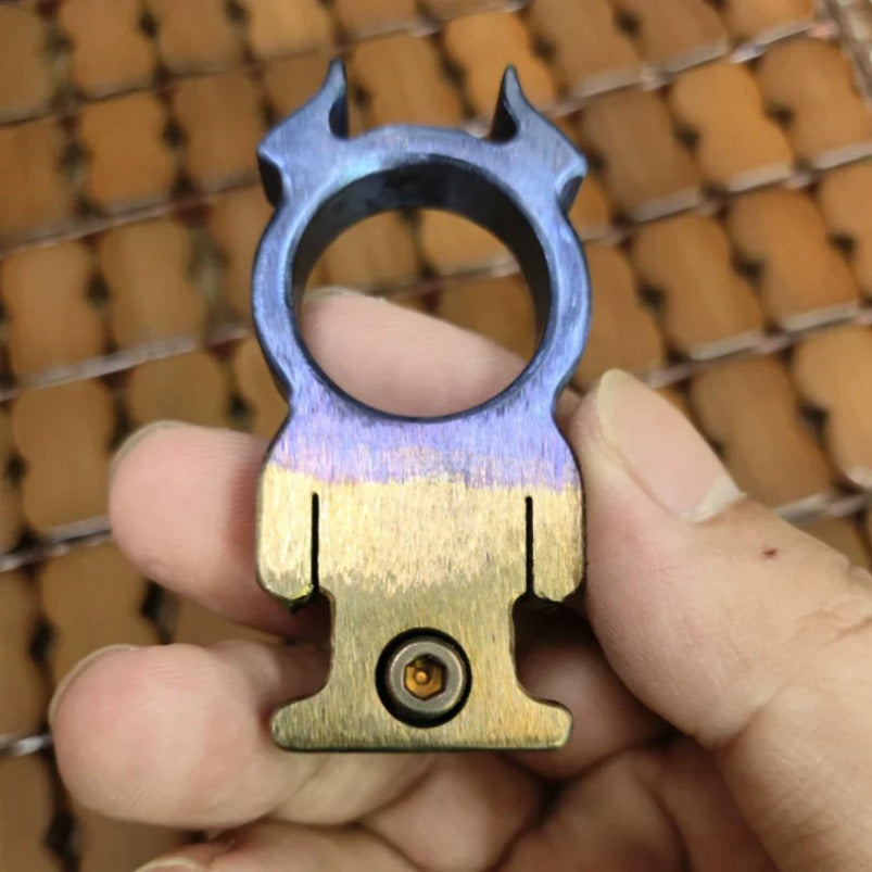 Multi-function Titanium Bullhead Finger Joint Defense EDC
