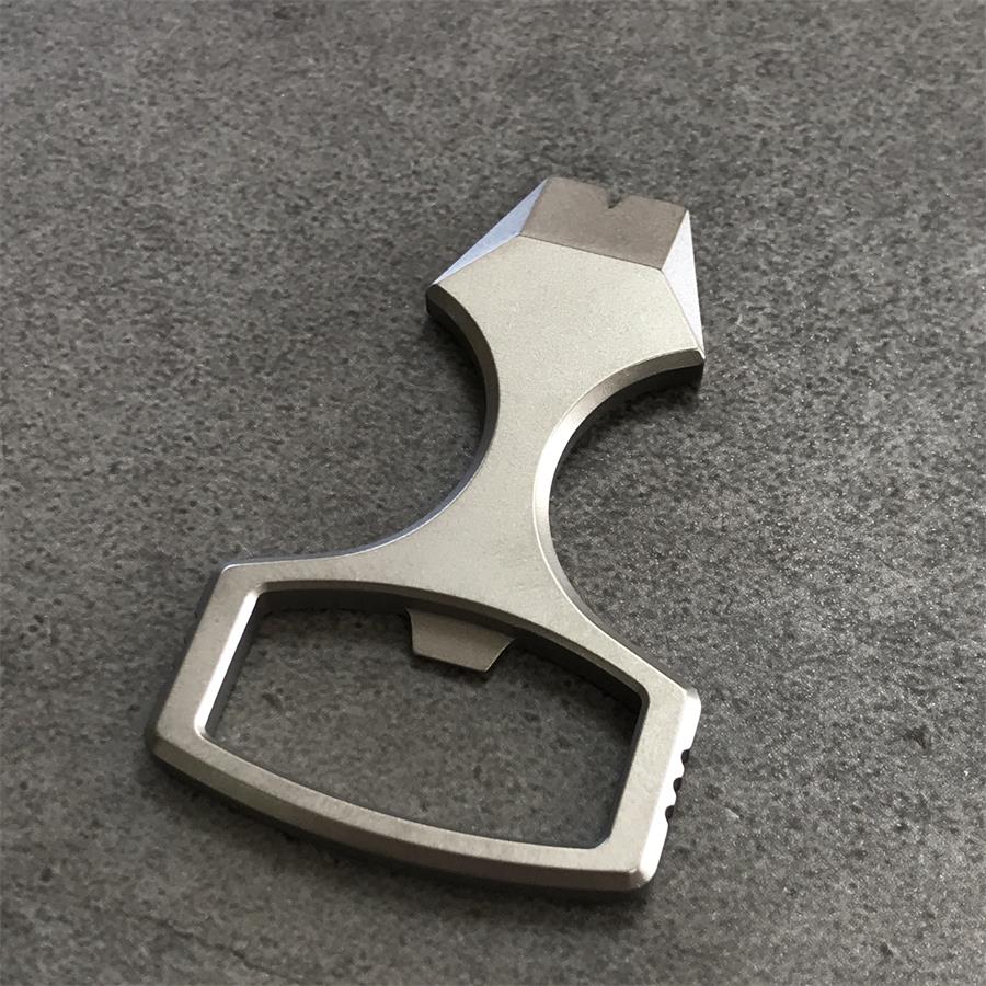 Mini Portable Titanium Alloy Crowbar Bottle Opening EDC
