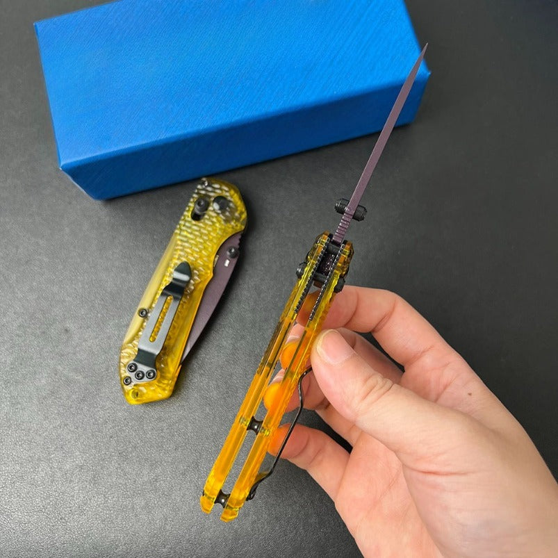 BM Mini 565PL-2501 Folding Knife Hammered Clear PEI Handle