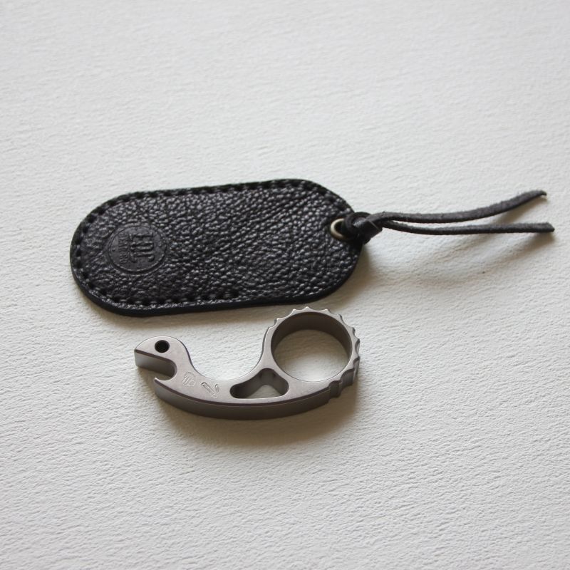 Snail Titanium Alloy Knuckle Duster Bottle Opene EDC
