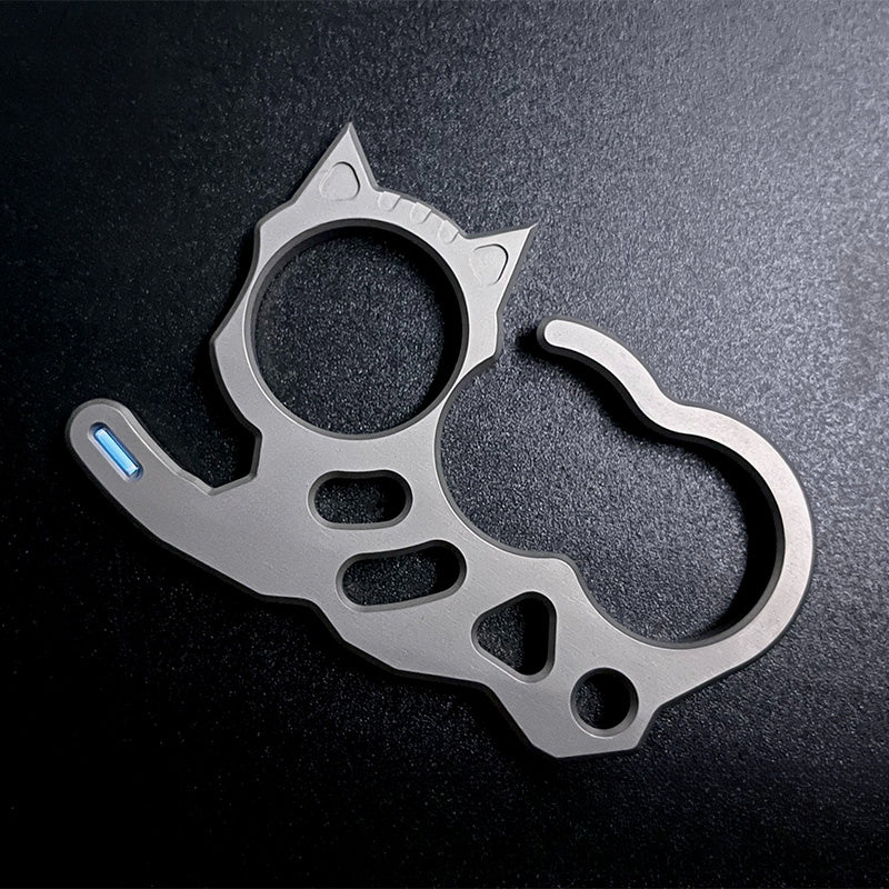 Cat Creative Modeling Titanium Knuckle Duster