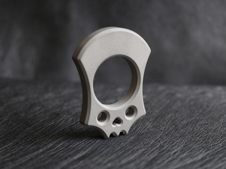 Titanium Alloy Skull Knuckle Duster Ring Pendant Keychain EDC
