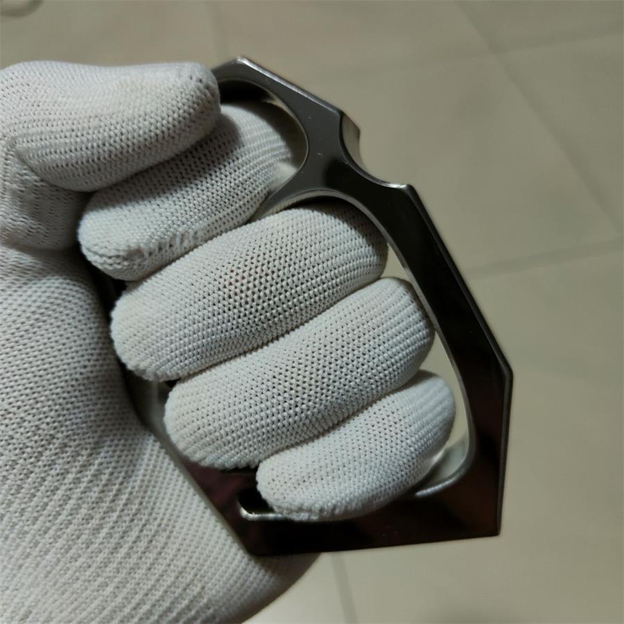 High Quality Titanium Alloy Knuckle Duster Broken Window Artifact