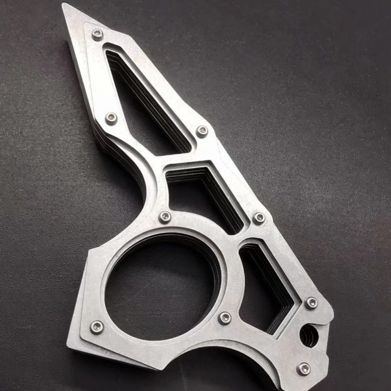 Dragon Teeth-Steel Knuckle Duster Finger Spiked Protective Tool
