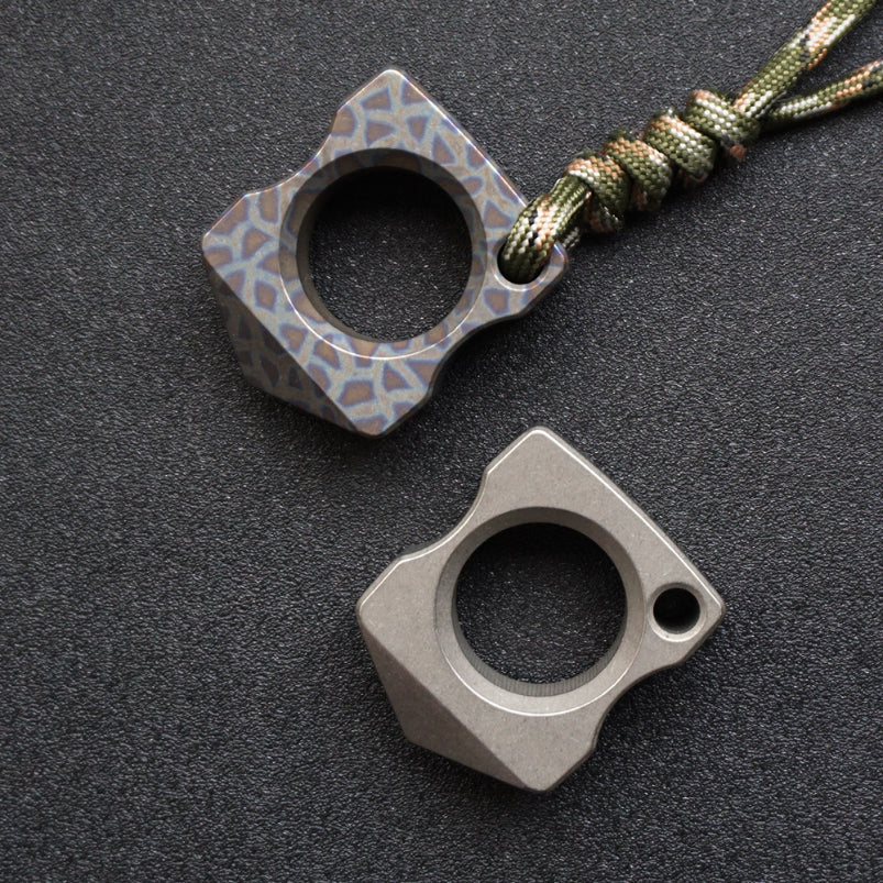 Broken Window Escape Defense Single Finger Knuckle Duster