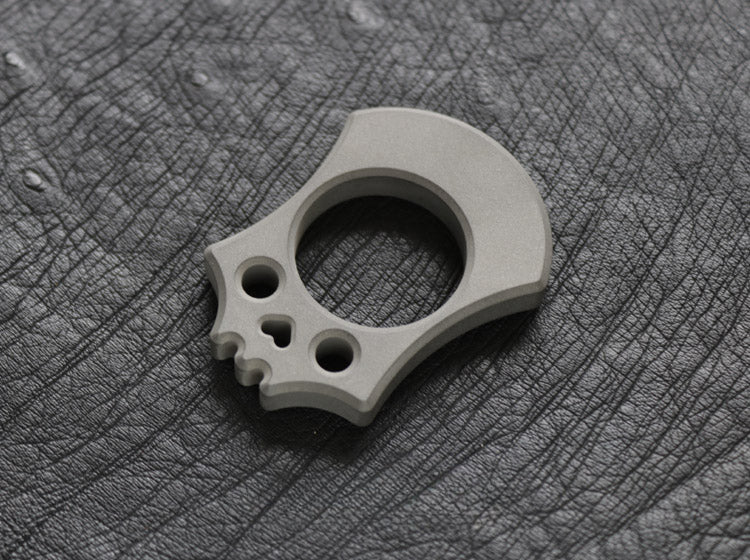 Titanium Alloy Skull Knuckle Duster Ring Pendant Keychain EDC