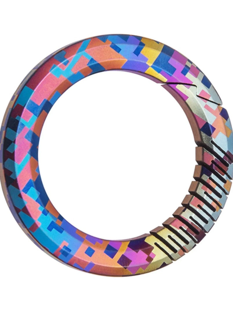 Color Mosaic Fashion Titanium Keychain