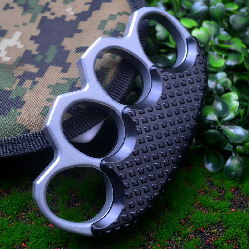 Sea Shell- Clip Metal Knuckle Duster Female Anti Wolf EDC