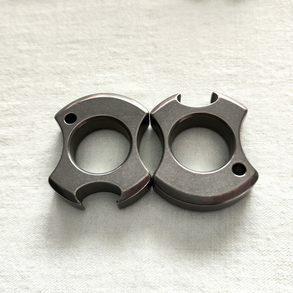 Titanium Single Finger Knuckle Keychain Broken Window Defense