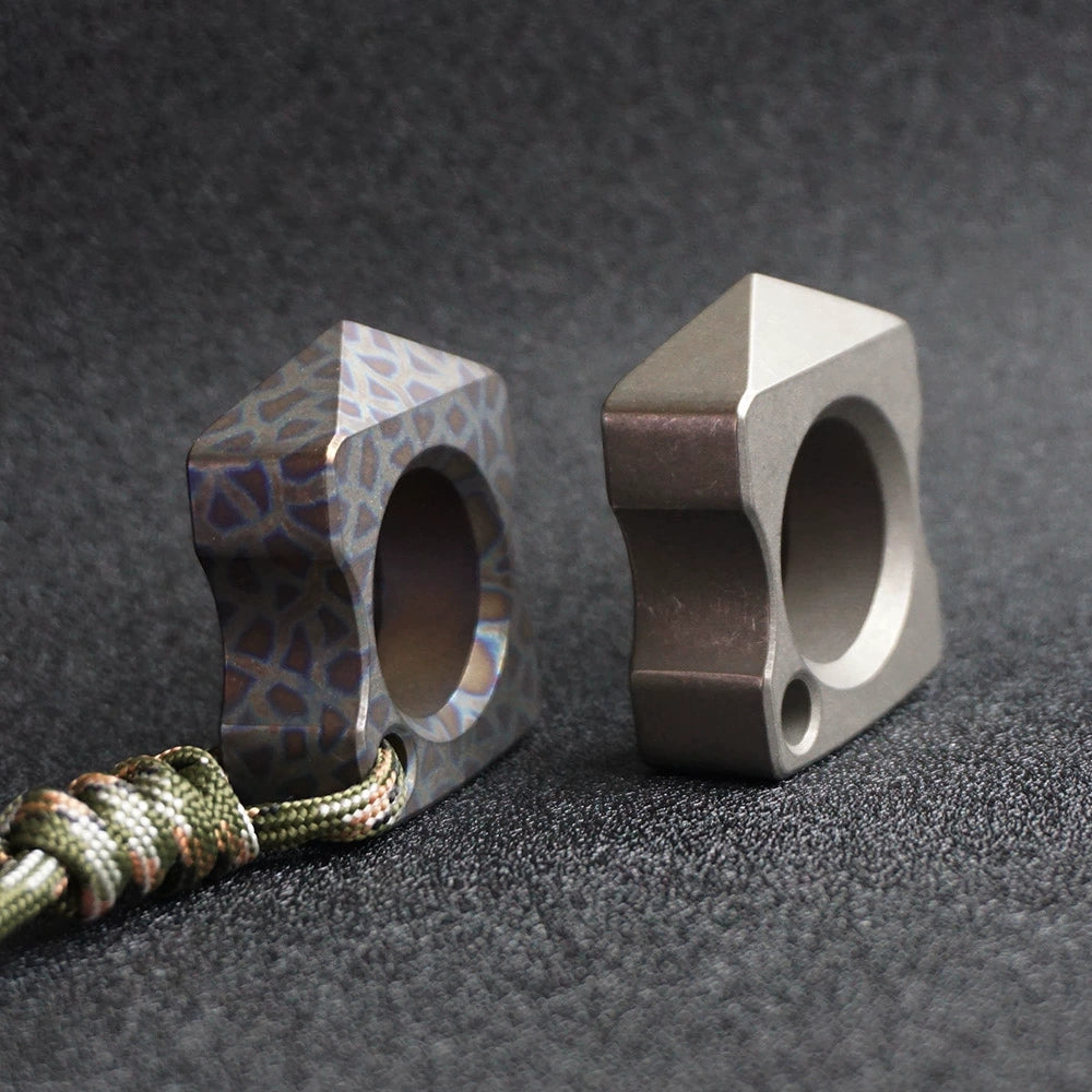 Broken Window Escape Defense Single Finger Knuckle Duster