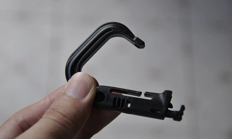 Adventure Gear Attach D-Lock Carabiner Outdoor Equipment Clasp