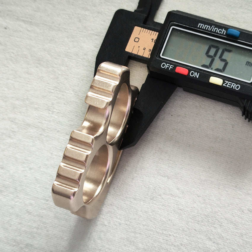 Naughty-Brass Knuckle Duster Bottle Opener Two-Finger Beer Opener EDC