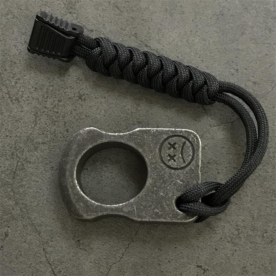 Crying Face-Steel One Finger Knuckles Outdoor Portable EDC