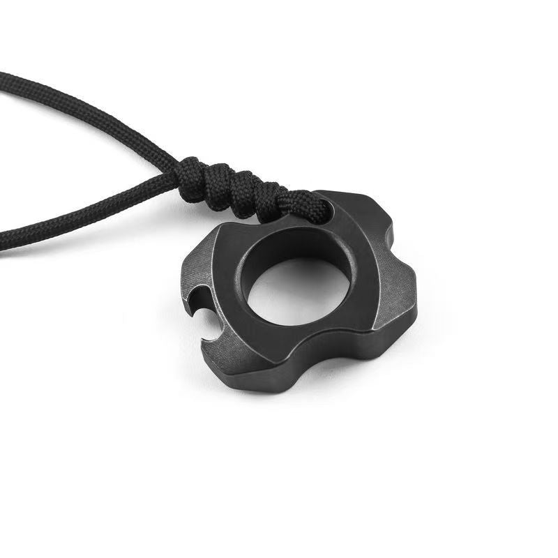 Pingente abridor de garrafas colorido mini titânio knuckle duster