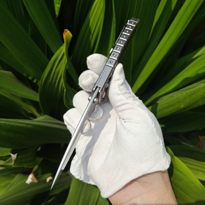 BM781 D2 Steel Folding Knife Silver Textured Handle