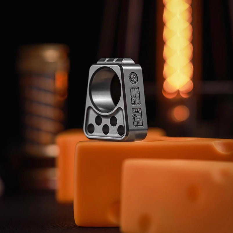 Cheese Knuckle Duster Window Crusher Protective Equipment EDC