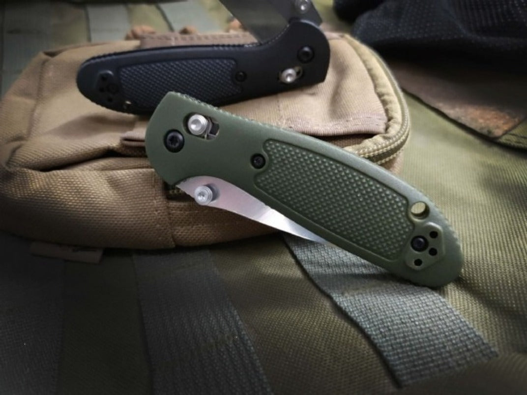 BM556 Folding Knife Nylon Fiberglass Plastic Handle EDC