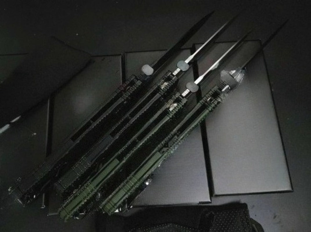 BM391 D2 Steel Tactical Folding Knife Nylon Fiberglass Plastic Handle