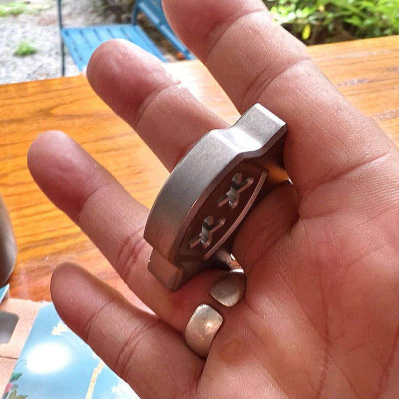 Cute Mini Single Finger Dust Collector Pendant EDC