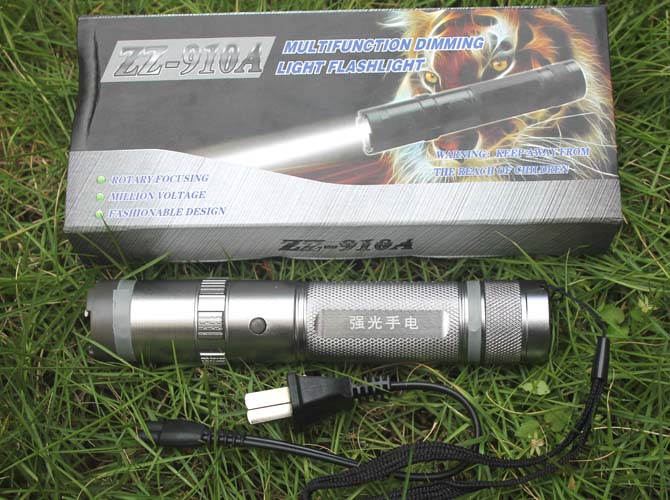 910A Small High-voltage Electric Baton Camping Defense Stun Gun