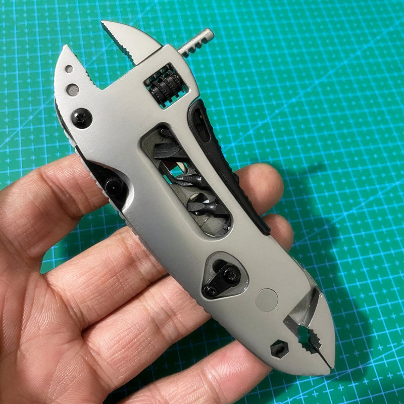 RoadMate Folding Knife Pliers Wrench Screwdriver MultiTool