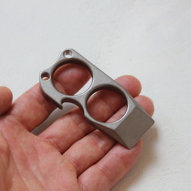 Mini Titanium Two Finger Knuckle Wrecking Bar Bottle Opener EDC