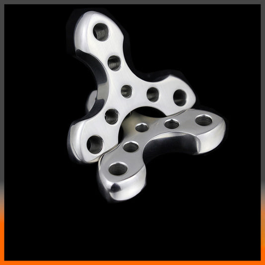 Thick 15mm Stainless Steel Triangular Knuckle Defense Pendant