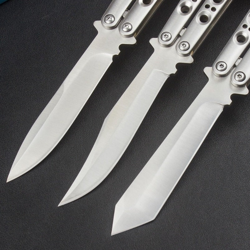 BM43 butterfly knife blade detail and handle holes