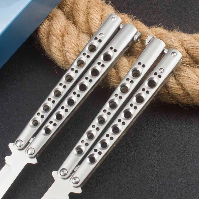 BM47 butterfly balisong knife tanto blade profile