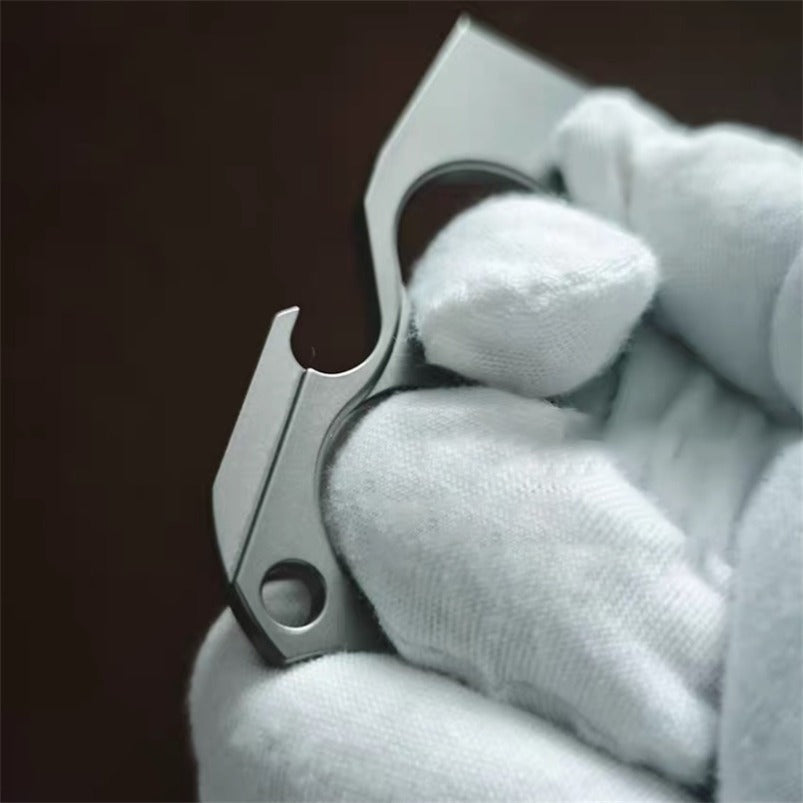 Titanium two finger knuckle duster side profile