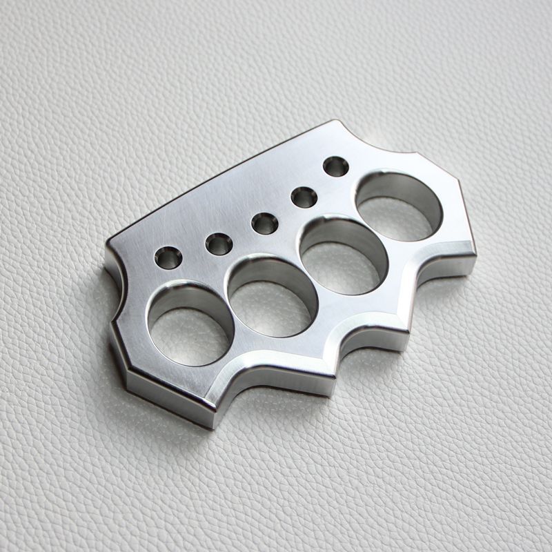 Bear's paw- Precision Stainless Steel Knuckle Duster Fist Buckle