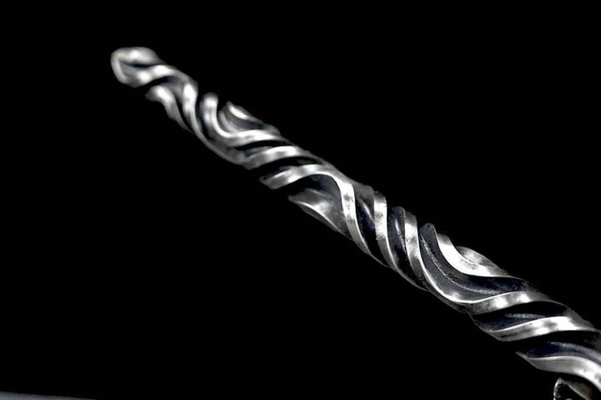 Solid One-piece Forging Self-defense Martial Arts Hand Stick