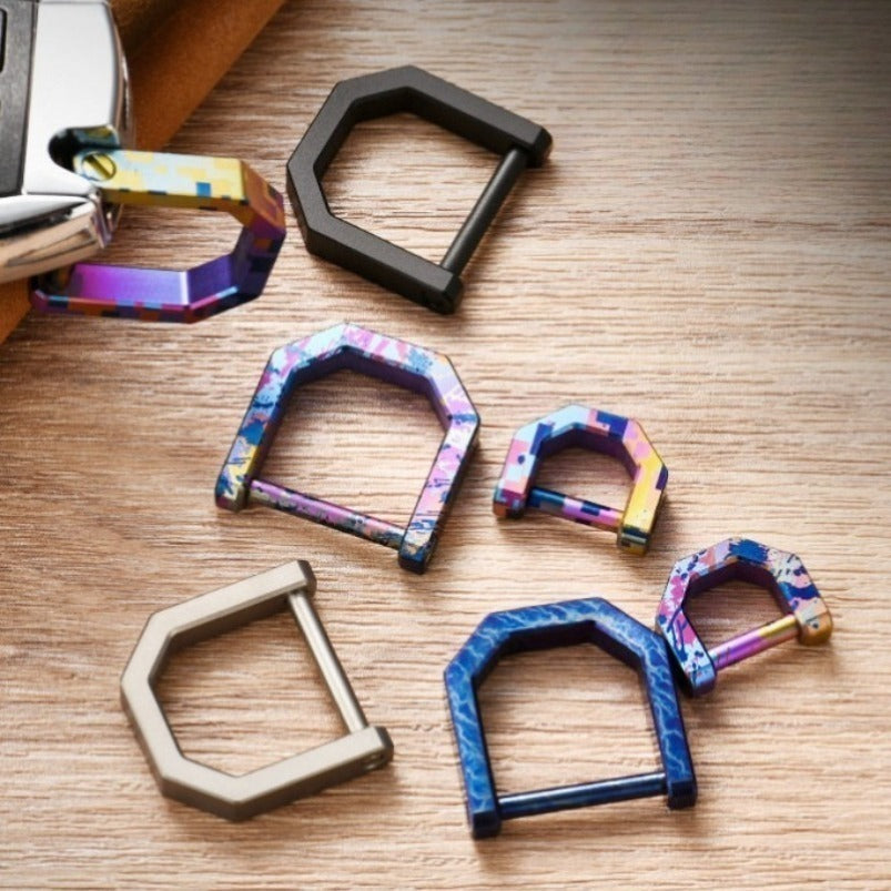KOU001 Mini Titanium Carabiner Keychain – D-Ring Quick-Release Multi-Tool Key Ring