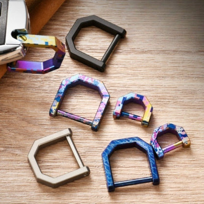 KOU001 Mini Titanium Carabiner Keychain – D-Ring Quick-Release Multi-Tool Key Ring