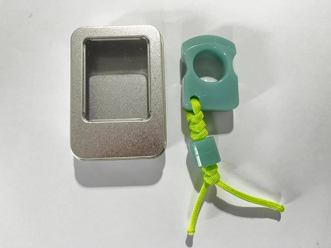 Pingente de autodefesa fluorescente não metálico Knuckle Duster