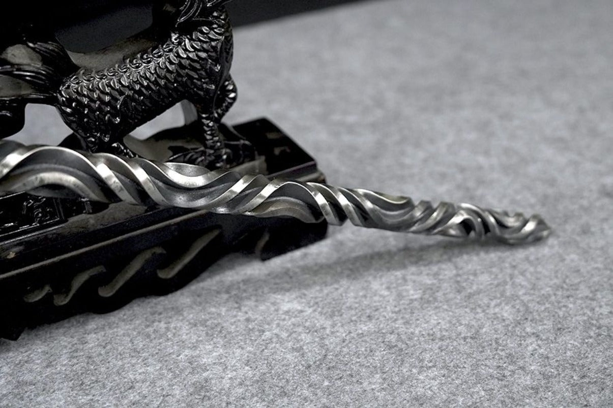Solid One-piece Forging Self-defense Martial Arts Hand Stick