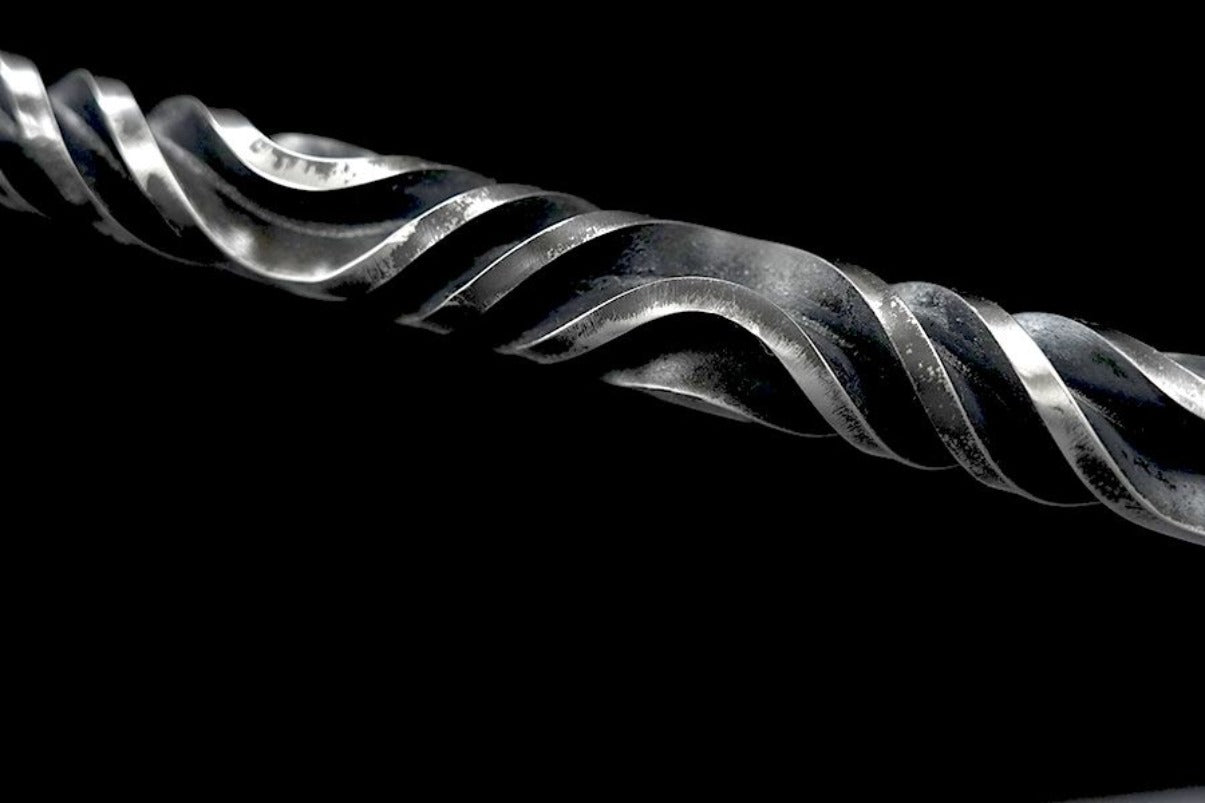 Solid One-piece Forging Self-defense Martial Arts Hand Stick