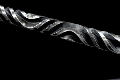 Solid One-piece Forging Self-defense Martial Arts Hand Stick