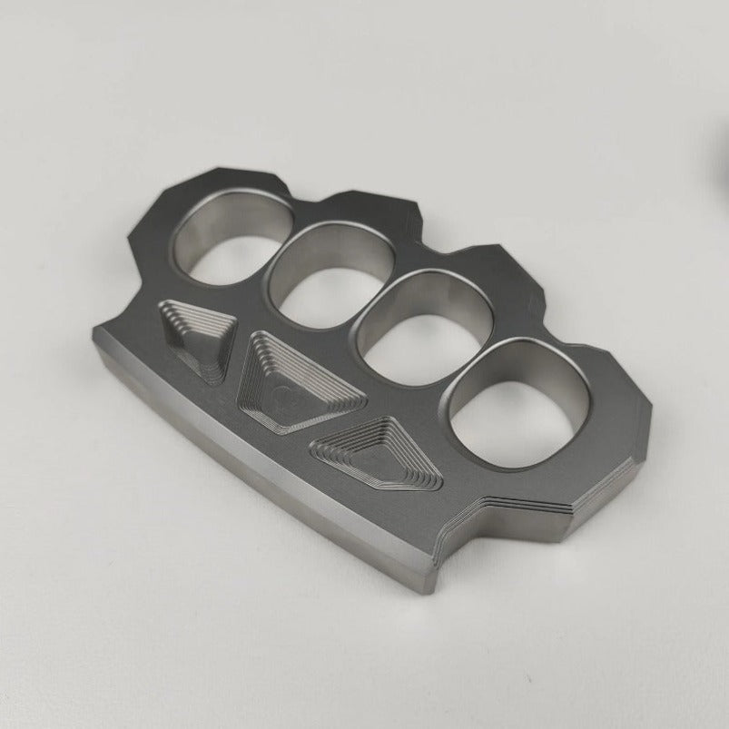 Space-Hard Steel Knuckle Duster Finger Spiked Fistfight Tool