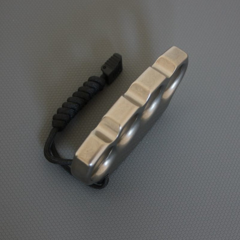 High Quality Titanium Knuckle Duster Safety-defend EDC