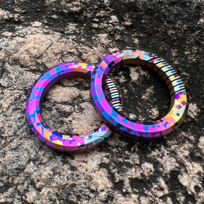 Color Mosaic Fashion Titanium Keychain