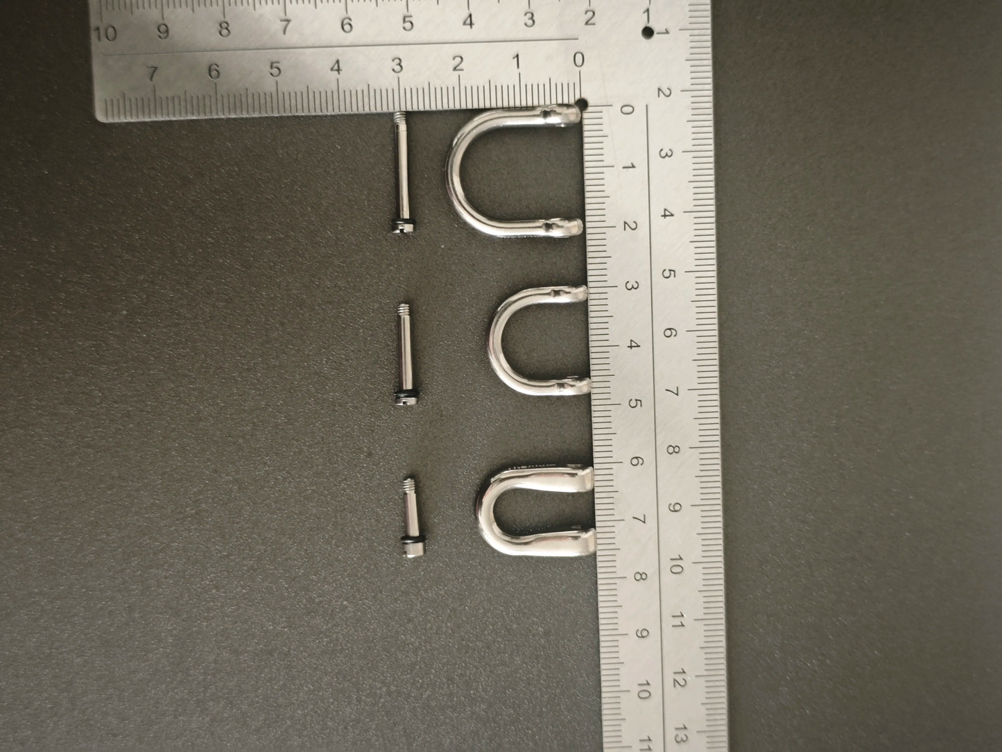 Pure Titanium Horseshoe Key Chain Pendant Hook Accessories 3 Specifications