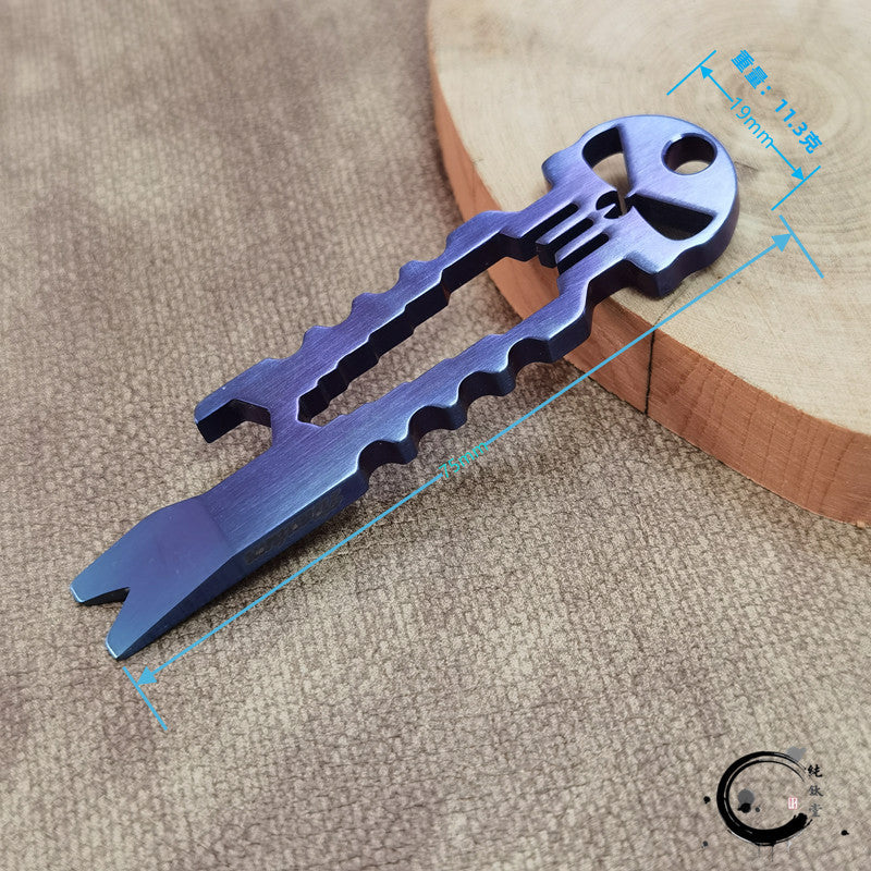 Titanium Skull Multi-Tool Keychain – 6-in-1 EDC Pry Bar