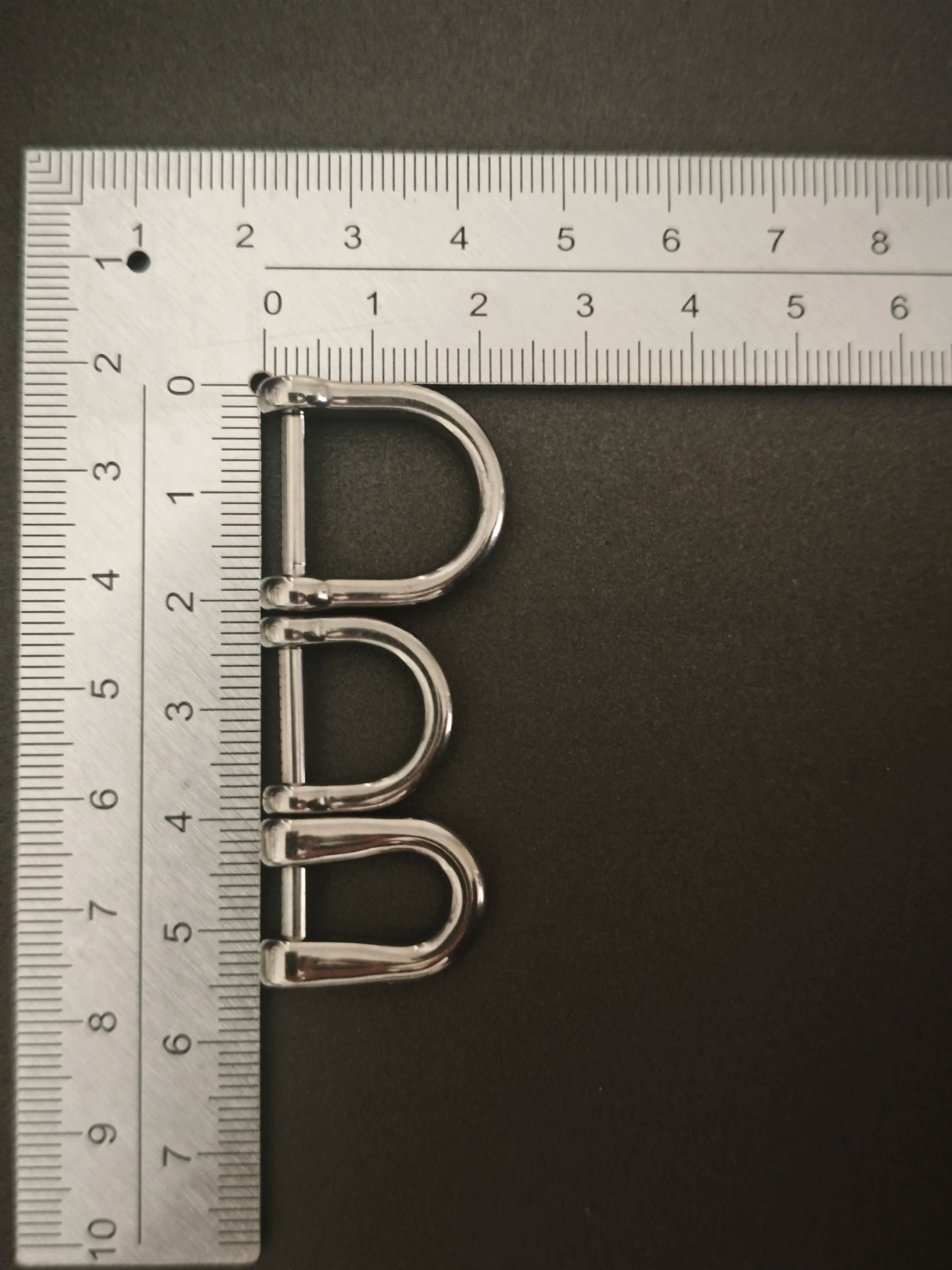 Pure Titanium Horseshoe Key Chain Pendant Hook Accessories 3 Specifications